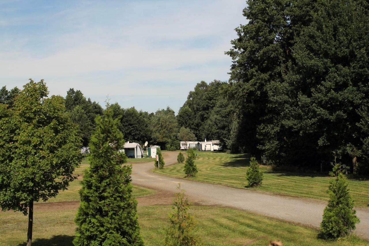 Ferienwohnung Ortrand - Pension Екстер'єр фото