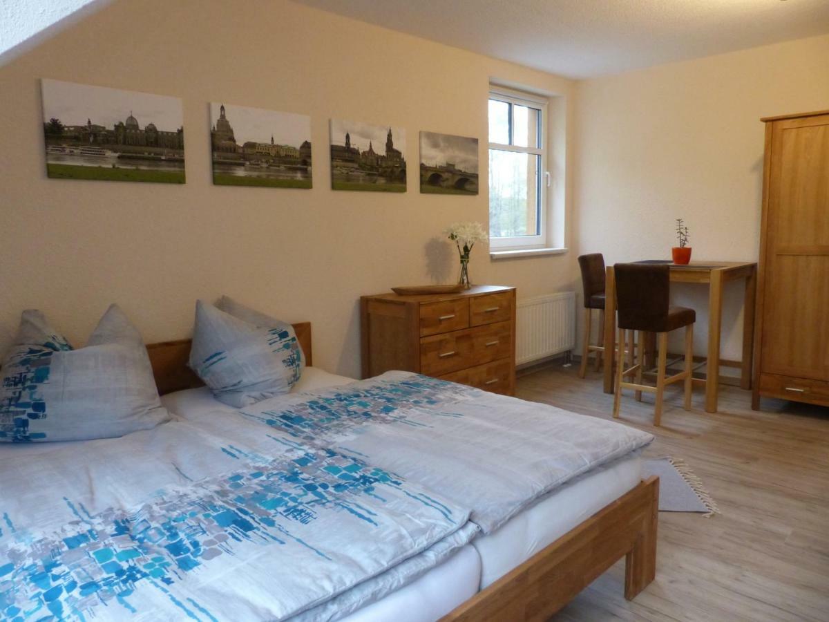Ferienwohnung Ortrand - Pension Екстер'єр фото