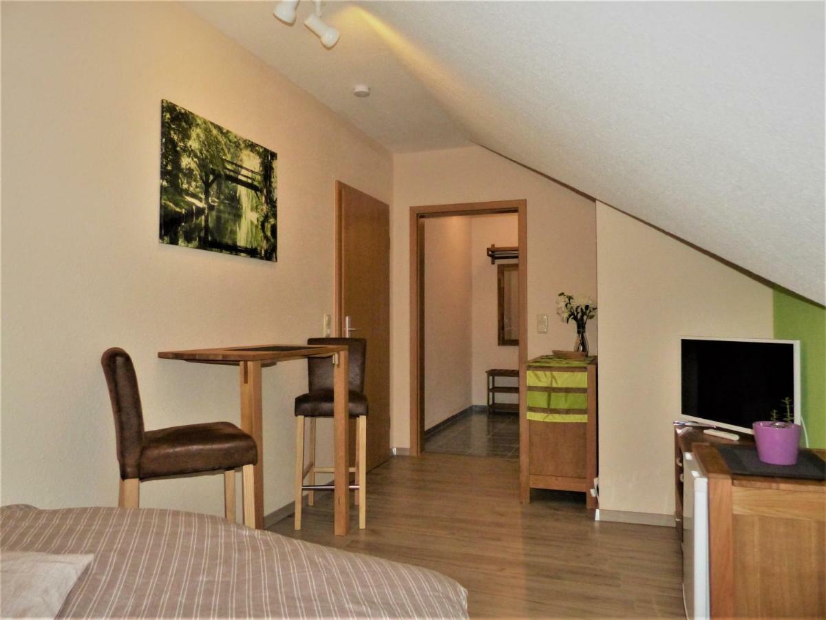 Ferienwohnung Ortrand - Pension Екстер'єр фото